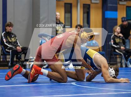 Thumbnail 1 in Pahrump Valley vs Boulder City photogallery.