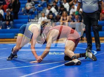 Thumbnail 3 in Pahrump Valley vs Boulder City photogallery.