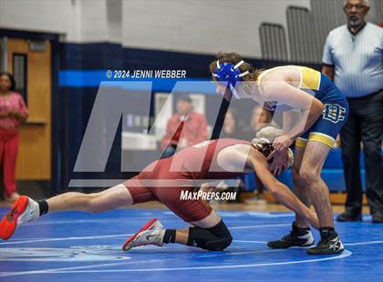 Thumbnail 3 in Pahrump Valley vs Boulder City photogallery.