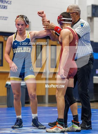 Thumbnail 2 in Pahrump Valley vs Boulder City photogallery.