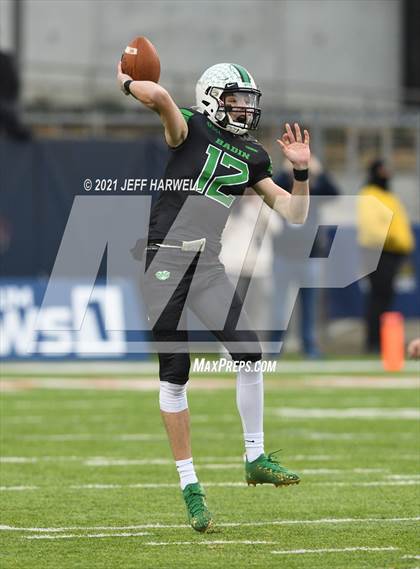 Thumbnail 3 in Chardon vs. Badin (OHSAA D3 Final) photogallery.
