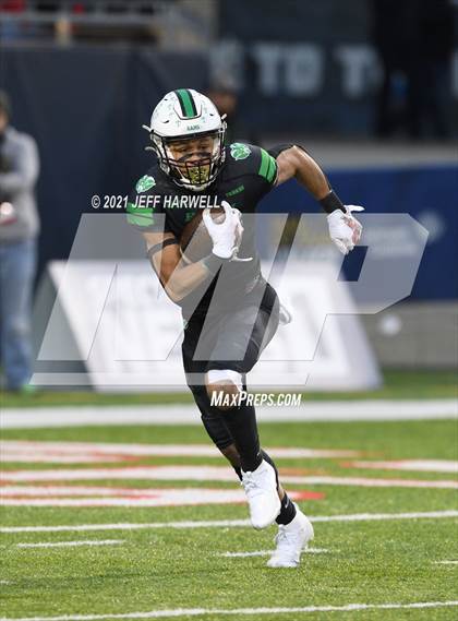 Thumbnail 3 in Chardon vs. Badin (OHSAA D3 Final) photogallery.
