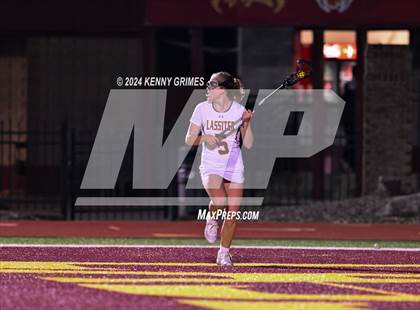 Thumbnail 3 in Milton vs Lassiter photogallery.