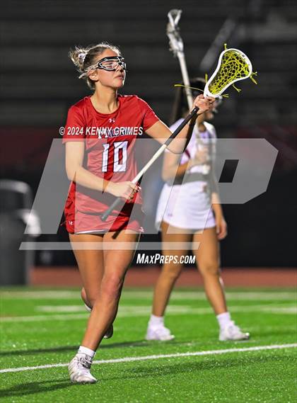 Thumbnail 3 in Milton vs Lassiter photogallery.