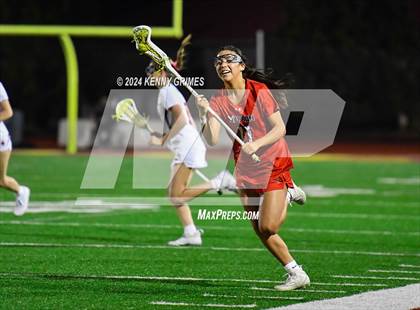 Thumbnail 2 in Milton vs Lassiter photogallery.