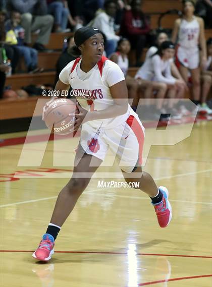Thumbnail 2 in Woodside Priory @ Saint Mary's (CIF State NorCal Region D3 Final) photogallery.