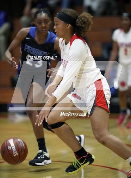Thumbnail 3 in Woodside Priory @ Saint Mary's (CIF State NorCal Region D3 Final) photogallery.