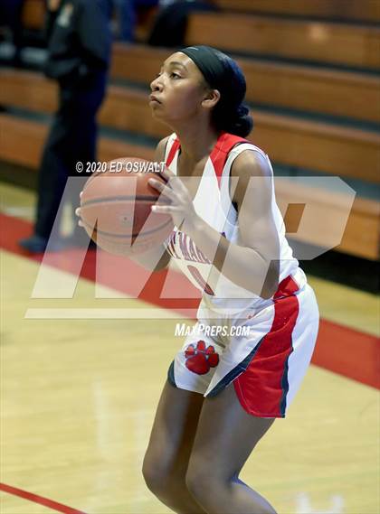 Thumbnail 1 in Woodside Priory @ Saint Mary's (CIF State NorCal Region D3 Final) photogallery.