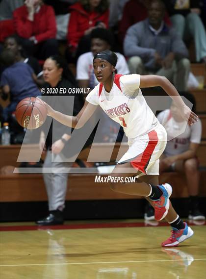 Thumbnail 3 in Woodside Priory @ Saint Mary's (CIF State NorCal Region D3 Final) photogallery.