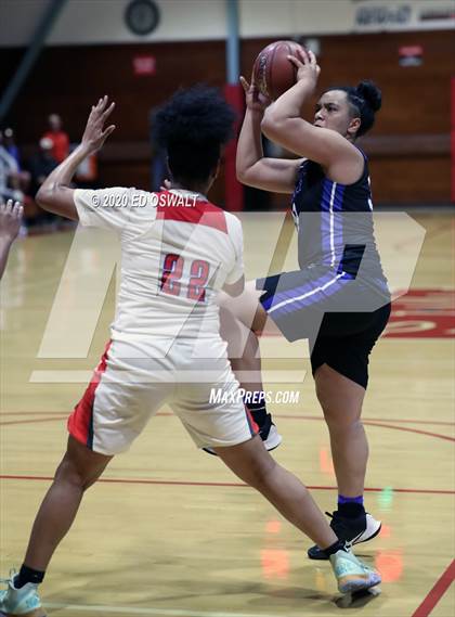 Thumbnail 1 in Woodside Priory @ Saint Mary's (CIF State NorCal Region D3 Final) photogallery.
