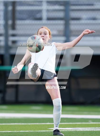 Thumbnail 3 in Southlake Carroll vs Dripping Springs (NEP Showcase) photogallery.