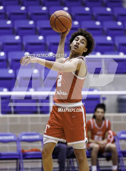 Thumbnail 3 in Taft @ Holmes photogallery.