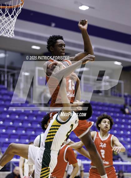 Thumbnail 1 in Taft @ Holmes photogallery.