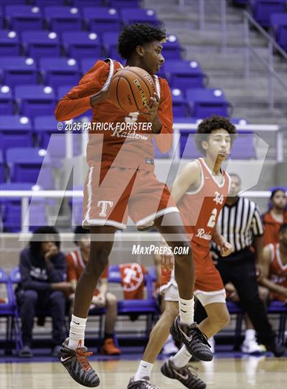 Thumbnail 3 in Taft @ Holmes photogallery.