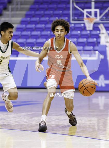 Thumbnail 2 in Taft @ Holmes photogallery.