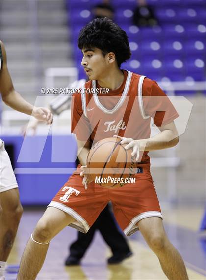 Thumbnail 3 in Taft @ Holmes photogallery.