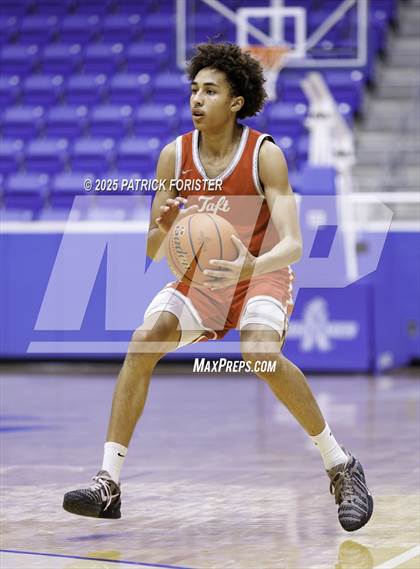 Thumbnail 3 in Taft @ Holmes photogallery.