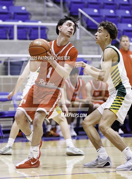 Thumbnail 1 in Taft @ Holmes photogallery.