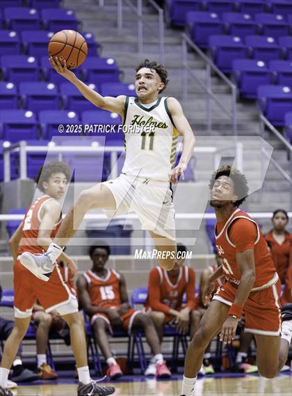 Thumbnail 3 in Taft @ Holmes photogallery.