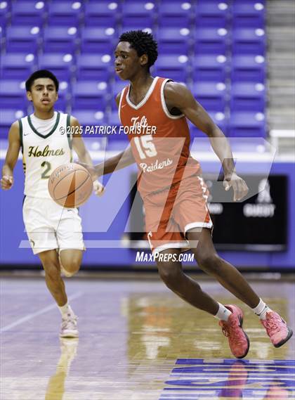 Thumbnail 3 in Taft @ Holmes photogallery.