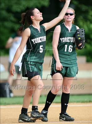 Thumbnail 3 in Yorktown vs. Arlington (Section 1 Class AA Final) photogallery.