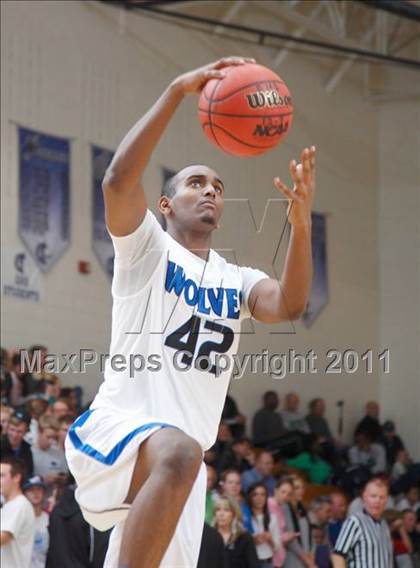 Thumbnail 2 in Regis Jesuit @ Grandview photogallery.