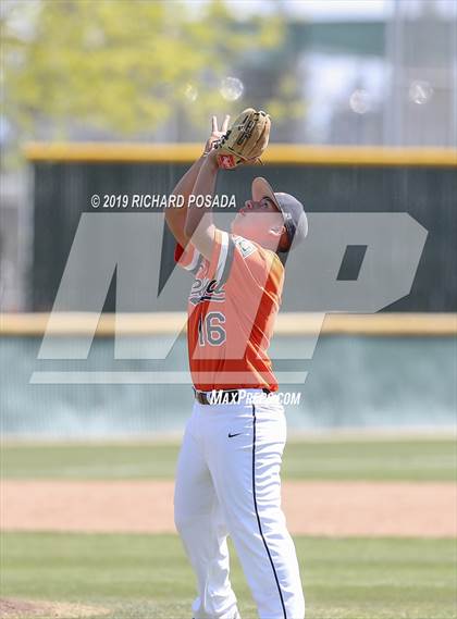 Thumbnail 1 in Clovis West vs Selma  photogallery.