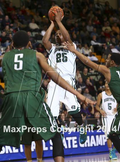 Thumbnail 3 in Brentwood vs. Green Tech (NYSPHSAA Class AA Semifinal) photogallery.