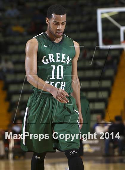 Thumbnail 1 in Brentwood vs. Green Tech (NYSPHSAA Class AA Semifinal) photogallery.