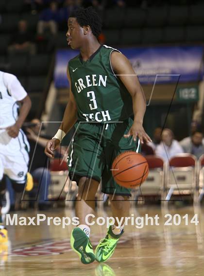 Thumbnail 2 in Brentwood vs. Green Tech (NYSPHSAA Class AA Semifinal) photogallery.