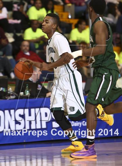 Thumbnail 2 in Brentwood vs. Green Tech (NYSPHSAA Class AA Semifinal) photogallery.