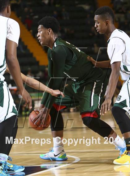 Thumbnail 2 in Brentwood vs. Green Tech (NYSPHSAA Class AA Semifinal) photogallery.