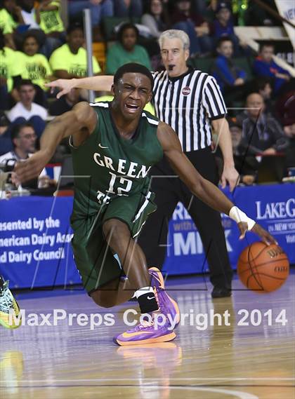 Thumbnail 1 in Brentwood vs. Green Tech (NYSPHSAA Class AA Semifinal) photogallery.