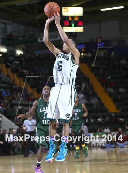Thumbnail 2 in Brentwood vs. Green Tech (NYSPHSAA Class AA Semifinal) photogallery.