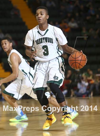 Thumbnail 3 in Brentwood vs. Green Tech (NYSPHSAA Class AA Semifinal) photogallery.
