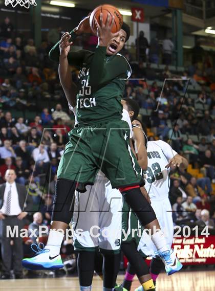 Thumbnail 1 in Brentwood vs. Green Tech (NYSPHSAA Class AA Semifinal) photogallery.