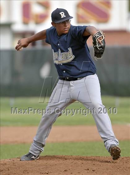 Thumbnail 1 in Rowland @ West Covina photogallery.