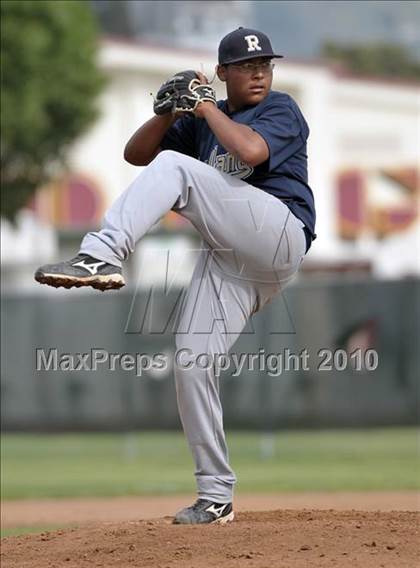 Thumbnail 1 in Rowland @ West Covina photogallery.