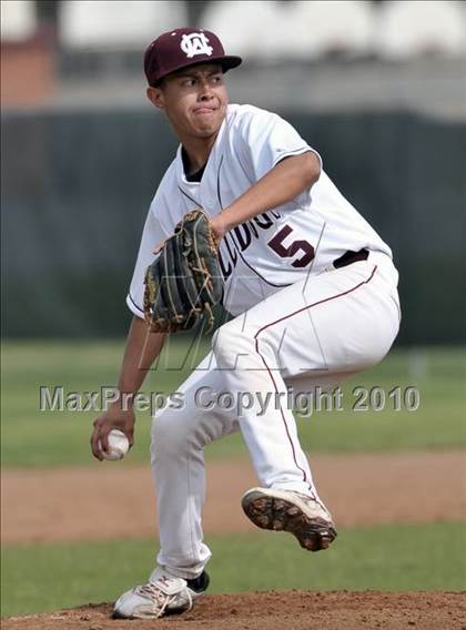 Thumbnail 2 in Rowland @ West Covina photogallery.