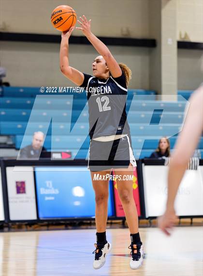 Thumbnail 3 in Helena vs Northridge (Jaguar Thanksgiving Jam) photogallery.