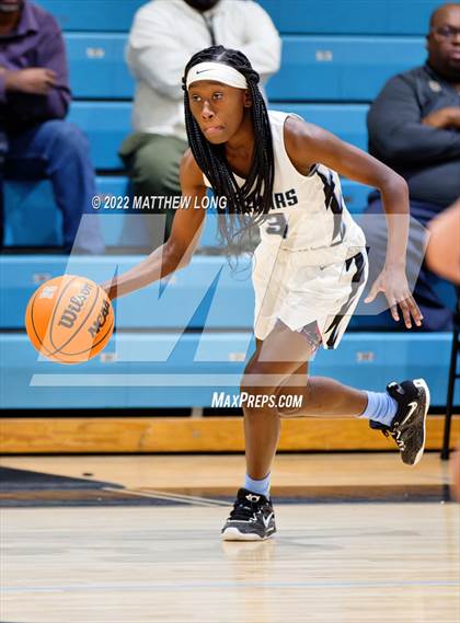 Thumbnail 2 in Helena vs Northridge (Jaguar Thanksgiving Jam) photogallery.