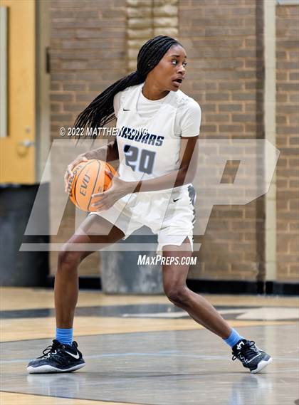 Thumbnail 2 in Helena vs Northridge (Jaguar Thanksgiving Jam) photogallery.