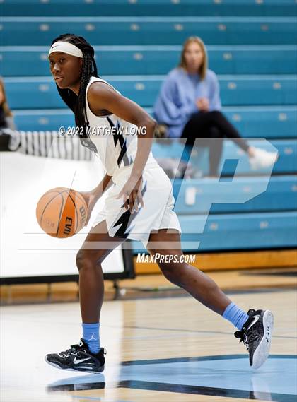 Thumbnail 2 in Helena vs Northridge (Jaguar Thanksgiving Jam) photogallery.