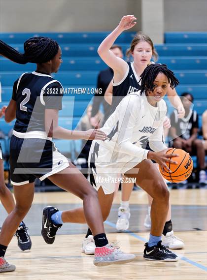 Thumbnail 3 in Helena vs Northridge (Jaguar Thanksgiving Jam) photogallery.