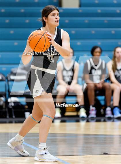 Thumbnail 1 in Helena vs Northridge (Jaguar Thanksgiving Jam) photogallery.