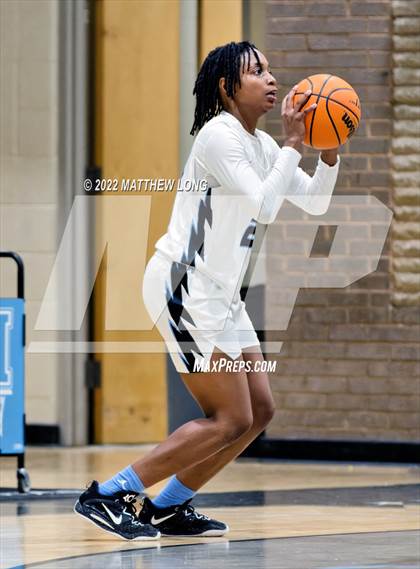 Thumbnail 1 in Helena vs Northridge (Jaguar Thanksgiving Jam) photogallery.