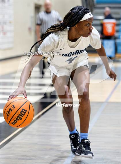 Thumbnail 2 in Helena vs Northridge (Jaguar Thanksgiving Jam) photogallery.