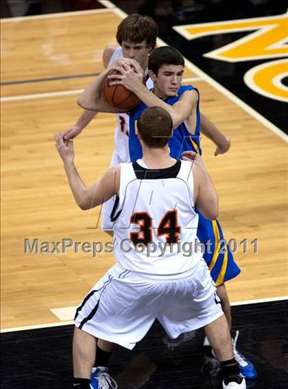 Thumbnail 2 in Ryle vs. Newport Central Catholic (KHSAA Ninth Region Semifinal) photogallery.