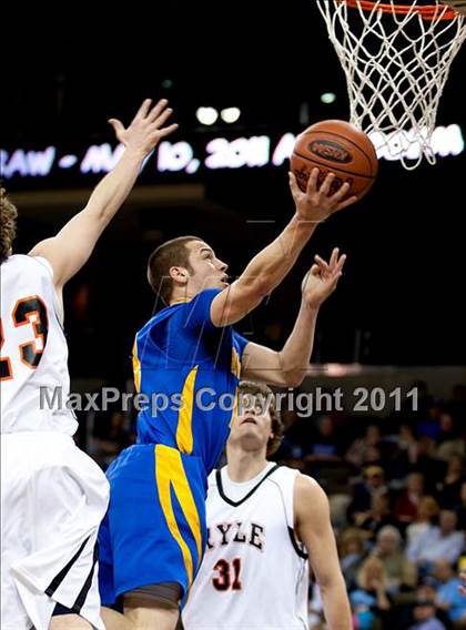 Thumbnail 2 in Ryle vs. Newport Central Catholic (KHSAA Ninth Region Semifinal) photogallery.