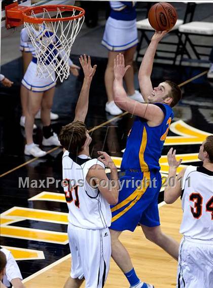 Thumbnail 1 in Ryle vs. Newport Central Catholic (KHSAA Ninth Region Semifinal) photogallery.